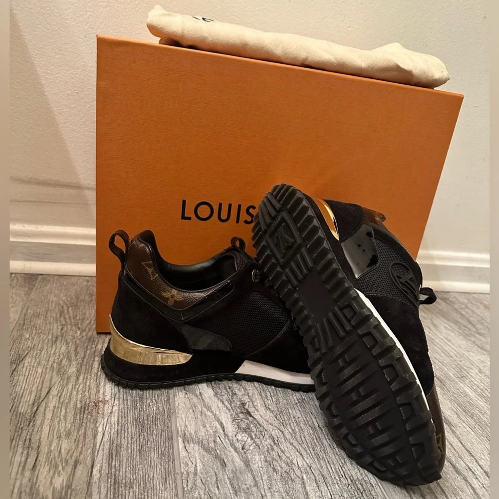 LOUIS VUITTON black suede MONOGRAM RUN AWAY Sneakers Shoes - Picture 5 of 6